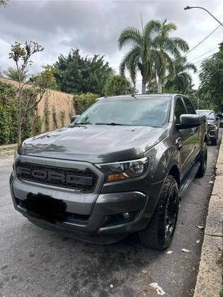 FORD RANGER 2.2 XLS 4X4 CD 16V DIESEL 4P AUTOMÁTICO